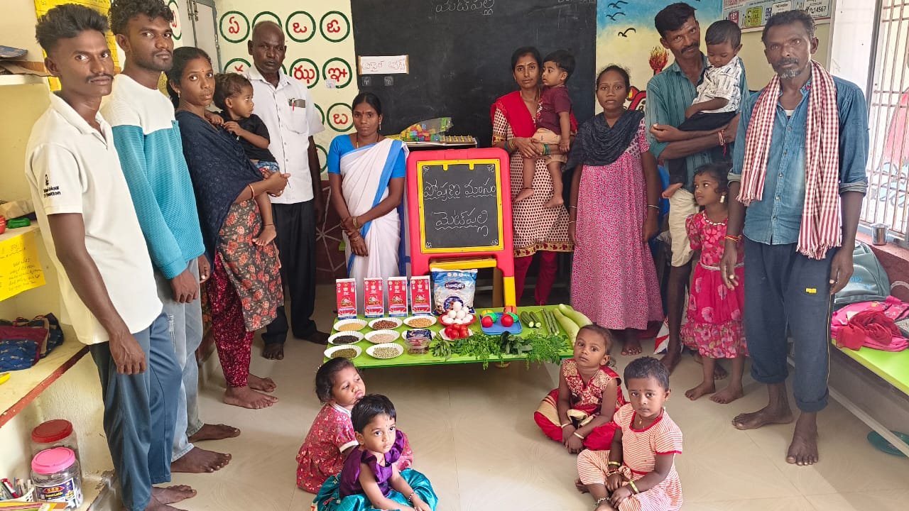అంగన్వాడీ కేంద్రంలో ఘనంగా పోషణ మాస వేడుకలు