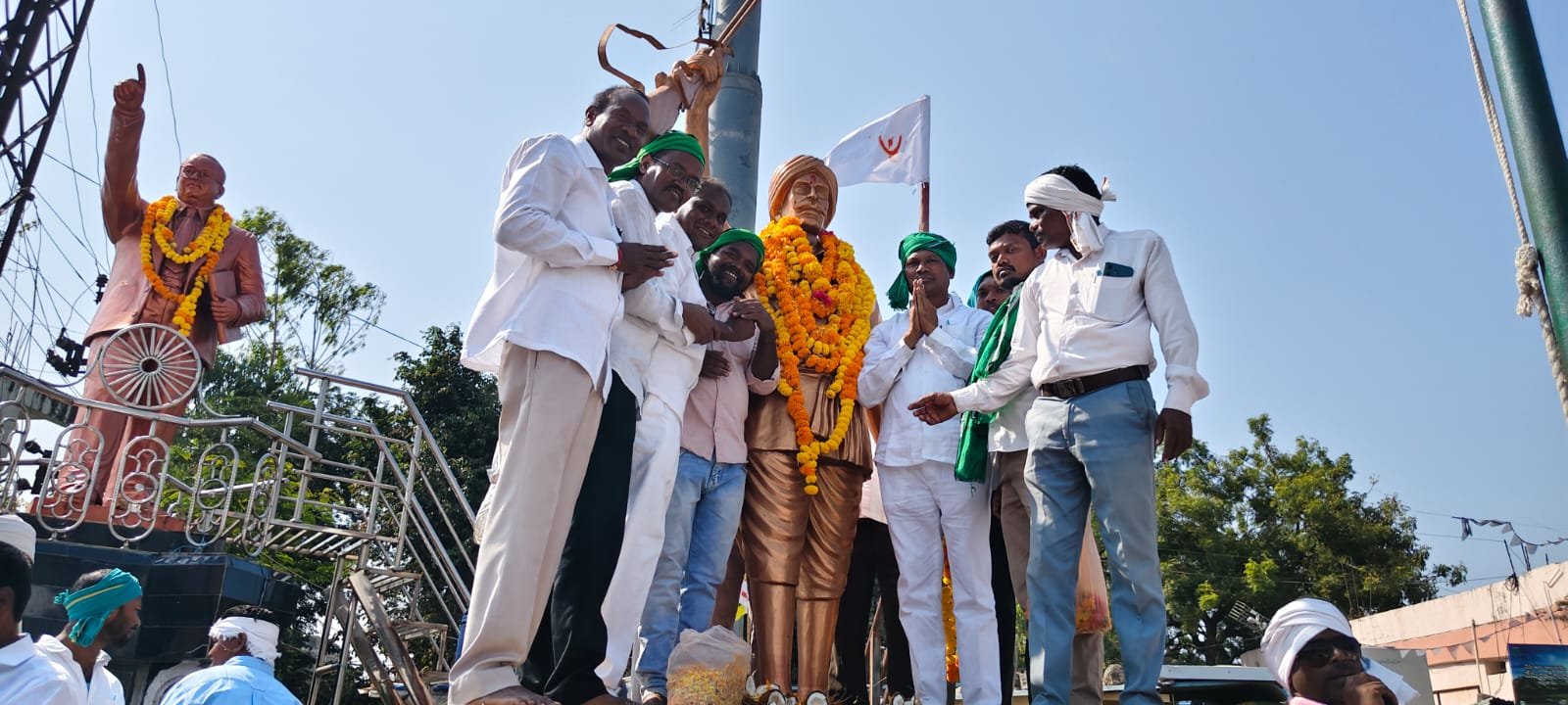 కుంరం భీం స్ఫూర్తితో రాజ్యాంగపరమైన హక్కుల సాధనకు ఉద్యమిస్తాం - ఆదివాసీ సేన రాష్ట్ర అధ్యక్షులు కోవ దౌలత్ రావు మొకాశి